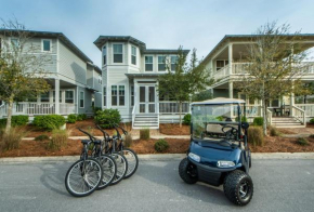 Off the Beachin' Path - 4BR Home with Golf Cart, 4 Bikes and Great Amenities!